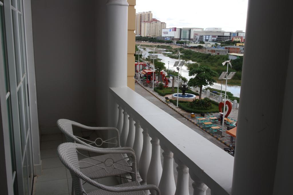 K9 Riverside Hotel 金边 外观 照片