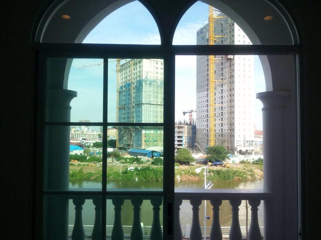 K9 Riverside Hotel 金边 外观 照片
