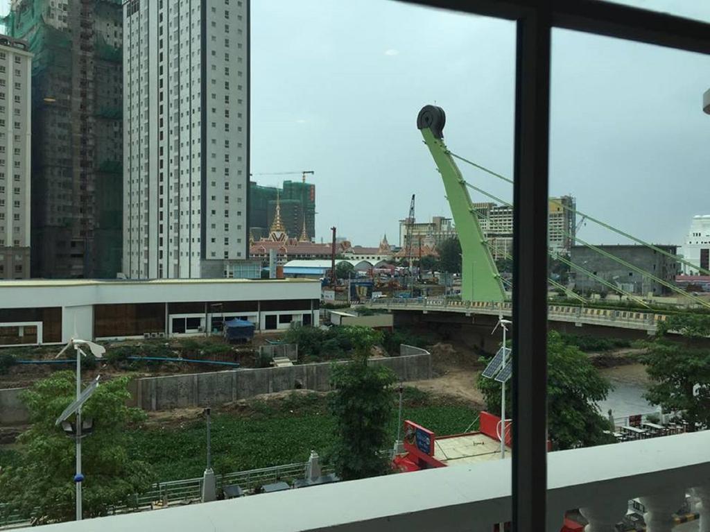 K9 Riverside Hotel 金边 客房 照片